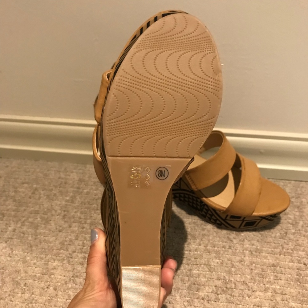 Patterned Wedges - image 3